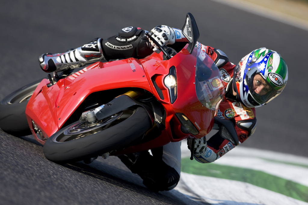 Ducati Riding Experience 2011