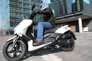 Yamaha X-Max 250 ABS