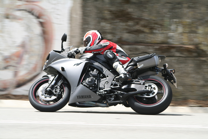 Yamaha YZF-R1