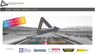 Siempre atentos al Triángulo de la Seguridad, también los motoristas