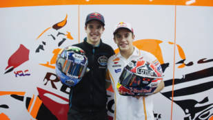 Álex y Marc Márquez, dos años más con Shoei