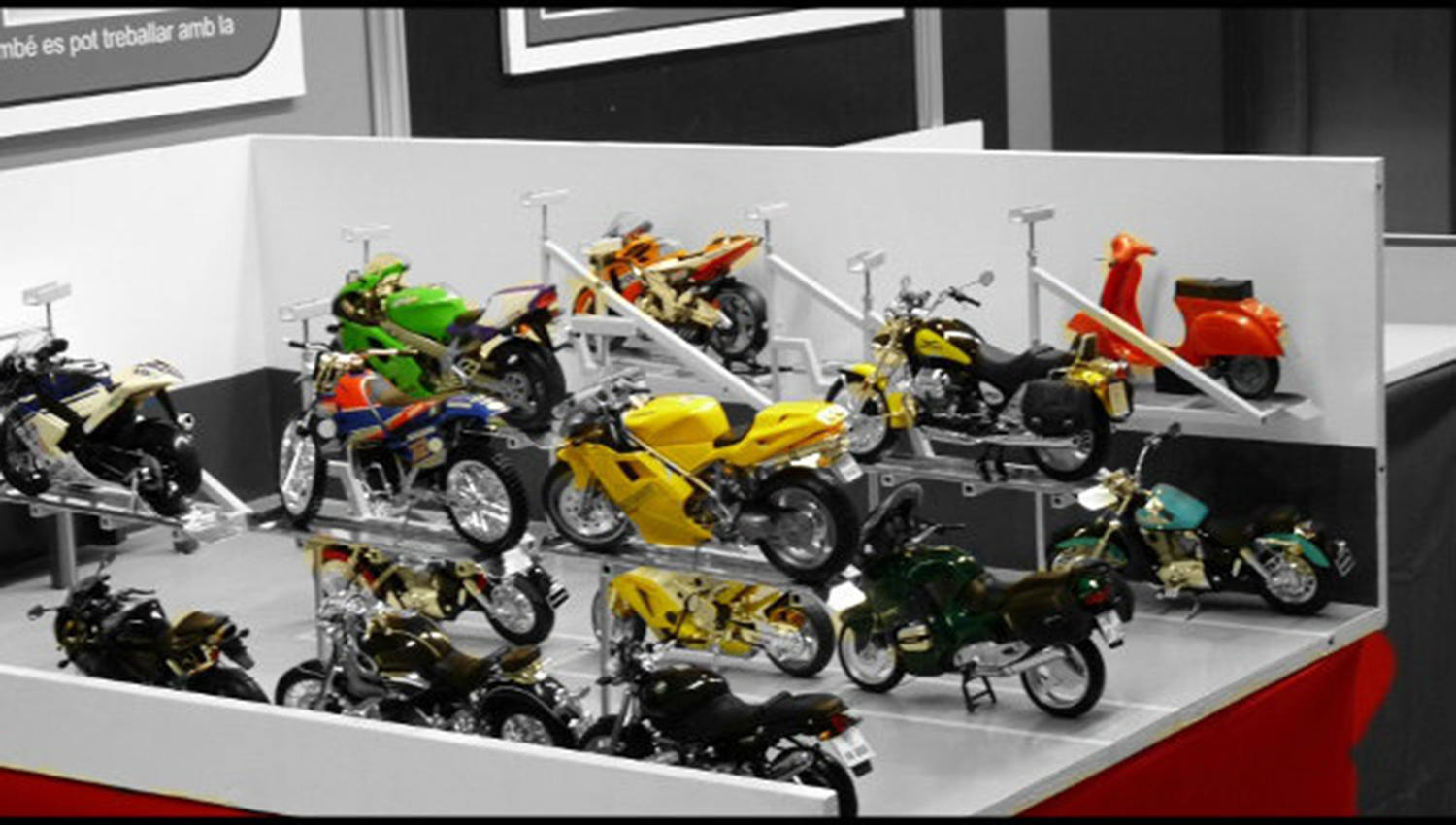 Elevador Motolift, máximo aprovechamiento del espacio también en los talleres