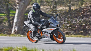 KTM RC390: galería de imágenes