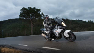 KTM 1050 Adventure y 1290 SuperAdventure: galería de imágenes