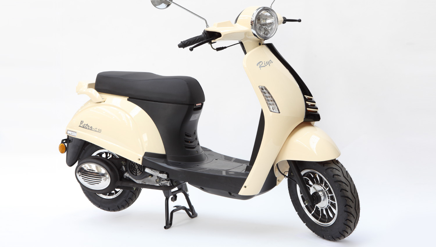 Las marcas Hyosung, Riya y TGB, también de promoción de primavera