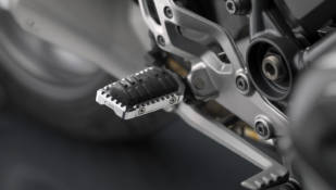 Las BMW S1000RR y R1200R, ahora con el sello Rizoma