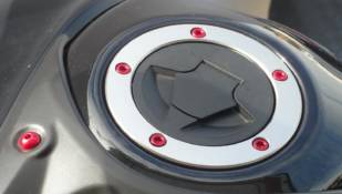 Vicma distribuye la gama de tornillería de competición de la marca Pro-Bolt