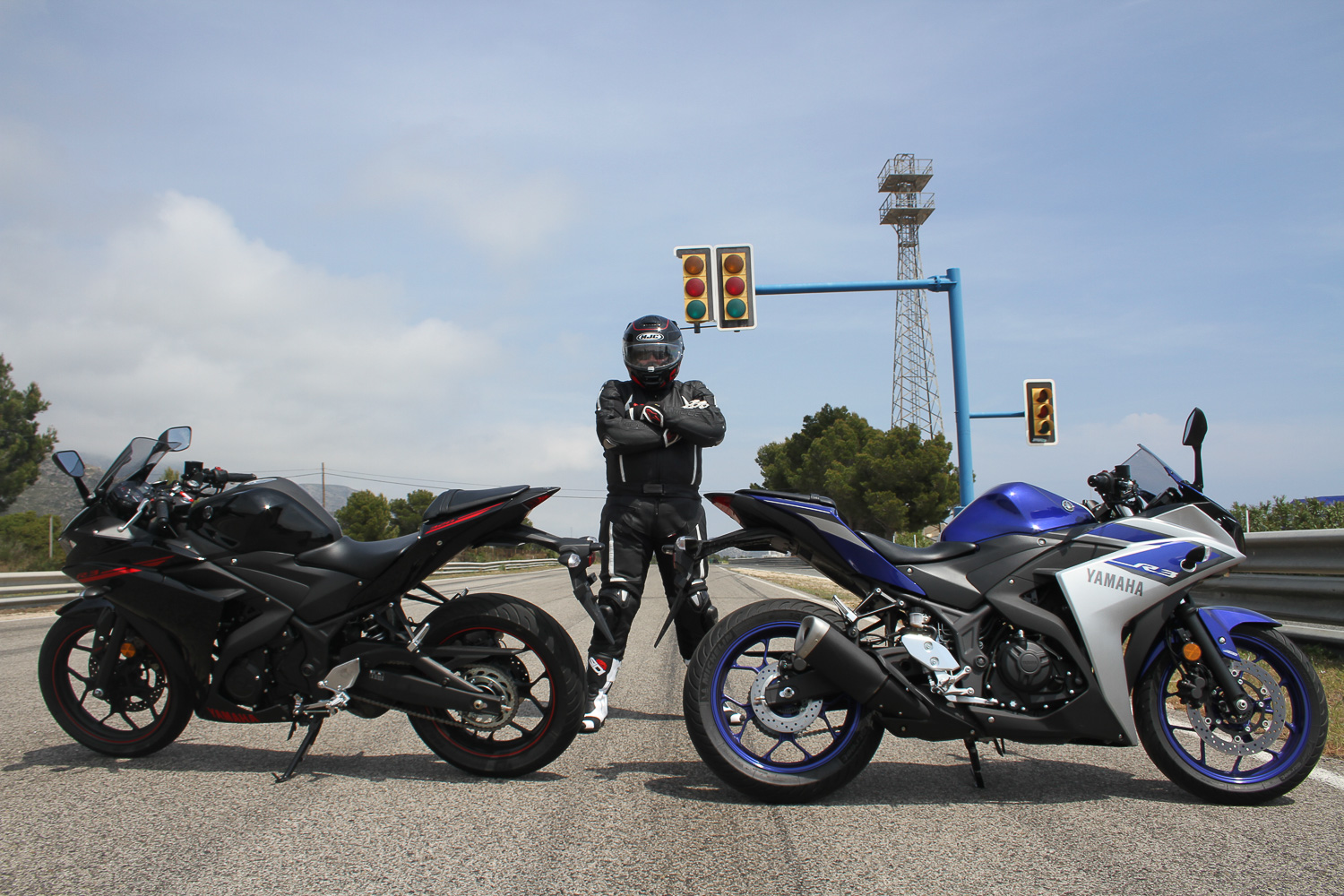 Contacto: Yamaha YZF-R3