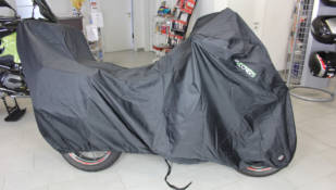 Hornig lanza una funda exterior para motos con top case o maletero lateral Hornig lanza una funda exterior para motos con top case o maletero lateral