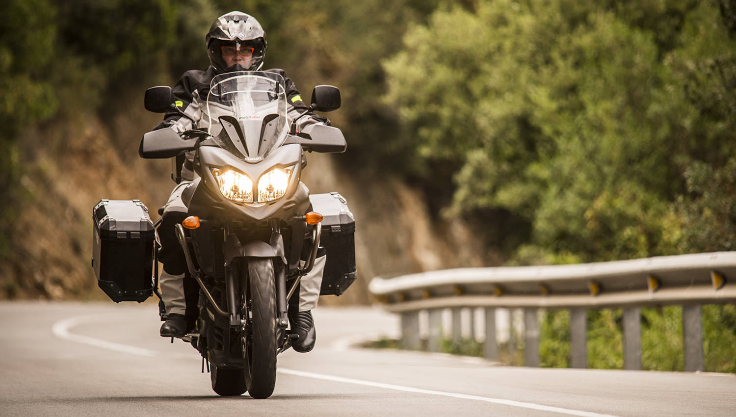 Suzuki V-Strom DL-650 XT: galería de imágenes