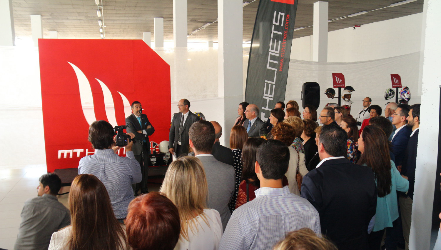 El nuevo cuartel general de MT Helmets, inaugurado por todo lo alto