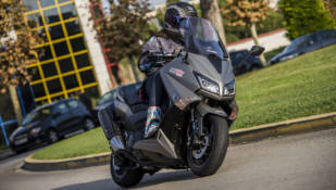 Yamaha T-Max 530: galería de imágenes