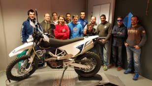 Husqvarna imparte un curso técnico sobre las nuevas 701 Supermoto y Enduro
