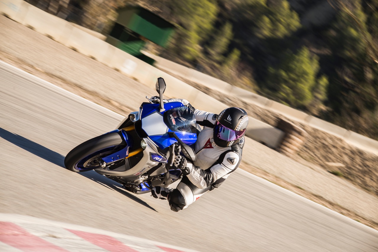 Llamada a revisión para las Yamaha R1 2015