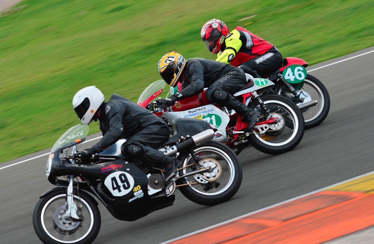 Continental, protagonista en las competiciones de motos clásicas