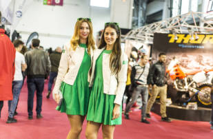 Las Motoh! girls