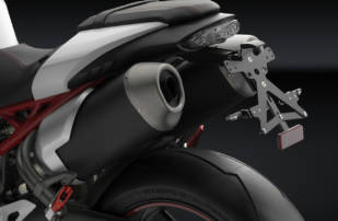 Kit de accesorios Rizoma específico para la Triumph Speed Triple Kit de accesorios Rizoma específico para la Triumph Speed Triple