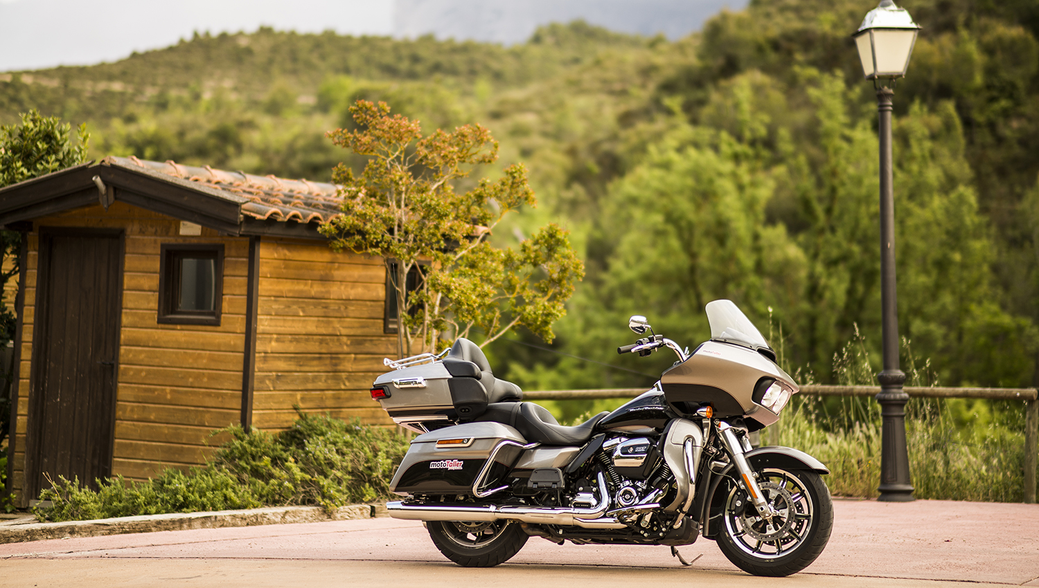 Harley Davidson Road Glide Ultra:  prueba