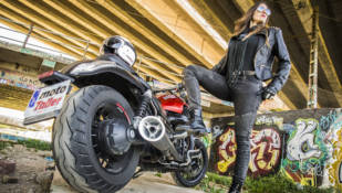 MotoGuzzi Audace Vs. Harley Fat Bob: prueba