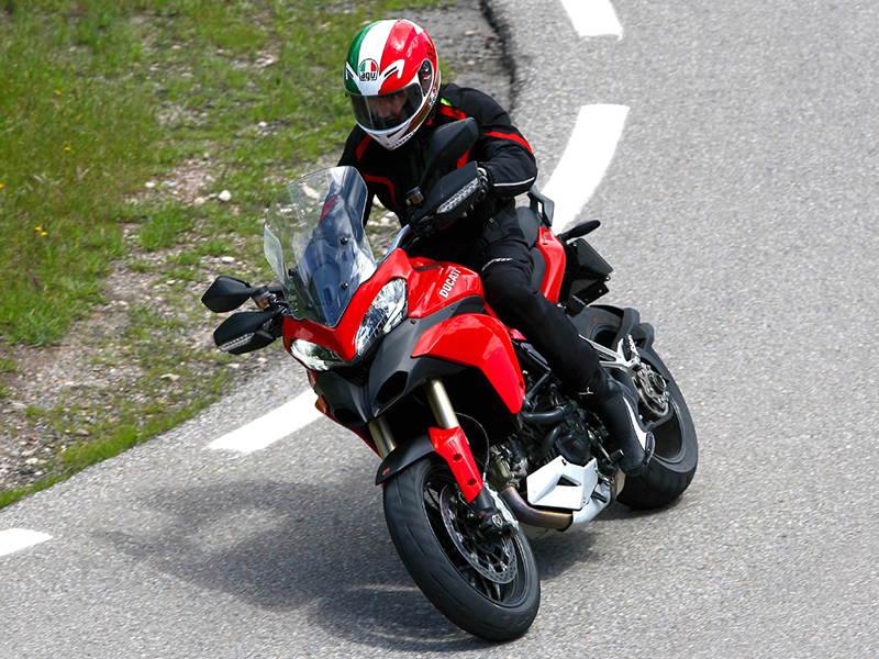 motoConsejo Texa: Verificar el funcionamiento y posterior montaje de la mariposa del escape en una Ducati Multistrada 1200 S/T 2013