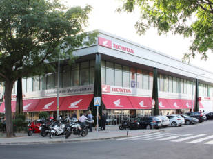 Andaluza de Motocicletas inaugura su nuevo concesionario oficial Honda en Sevilla Andaluza de Motocicletas inaugura su nuevo concesionario oficial Honda en Sevilla