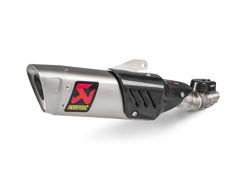Parts Europe ya distribuye la nueva colección de escapes Akrapovič para la Yamaha YZF-R6 de 2017