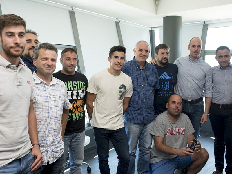 Marc Márquez visitó las instalaciones centrales de Rodi Motor Services