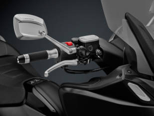 Exclusividad al cuadrado: accesorios Rizoma para el Yamaha T-Max 530