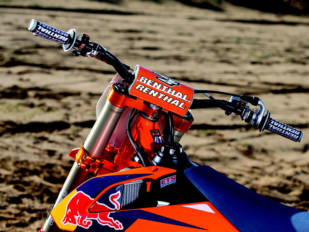 KTM y Renthal prolongan su alianza en la alta competición