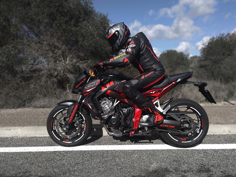 motoInforme: Monos de piel. Alta costura motera