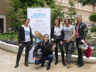Las mujeres moteras se reivindican en la Woman on Wheels 2018