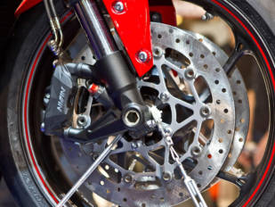 Bihr presume de gama de frenado con los componentes Brembo y Nissin Bihr presume de gama de frenado con los componentes Brembo y Nissin