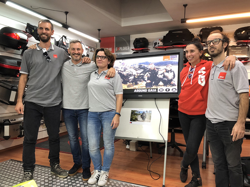 Around Gaia se pasó por Italovespa para explicar sus aventuras alrededor del mundo