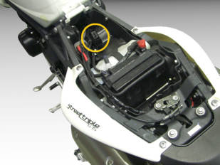 BertonBike Responde: Reinicio del indicador de servicio en una Triumph Street Triple RS 765 (2017) y El acelerador electrónico (4ª parte)