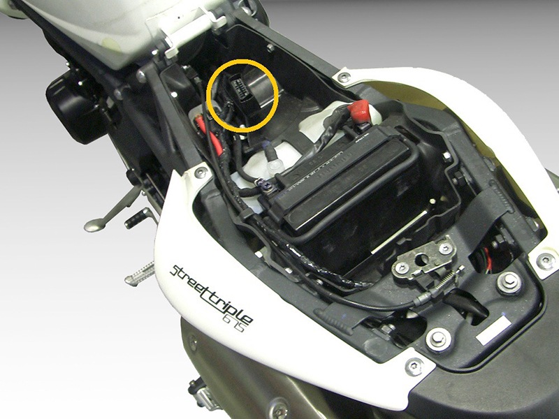 BertonBike Responde: Reinicio del indicador de servicio en una Triumph Street Triple RS 765 (2017) y El acelerador electrónico (4ª parte)