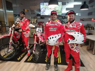 MX Arvi presenta su equipo de enduro