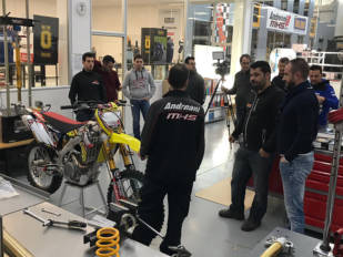 AndreaniMHS inicia un programa de cursos de introducción a las suspensiones para profesionales y usuarios AndreaniMHS inicia un programa de cursos de introducción a las suspensiones para profesionales y usuarios