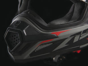 Astone Helmets presenta el Crosstourer, un polivalente casco trail