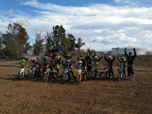 Formando a los pilotos de motocross del futuro
