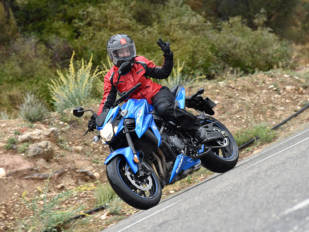 Suzuki GSX-S750 A2: Tecnología punta Suzuki GSX-S750 A2: Tecnología punta