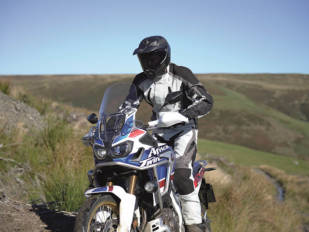 RST refresca su polivalente conjunto Rallye con tres nuevas versiones RST refresca su polivalente conjunto Rallye con tres nuevas versiones