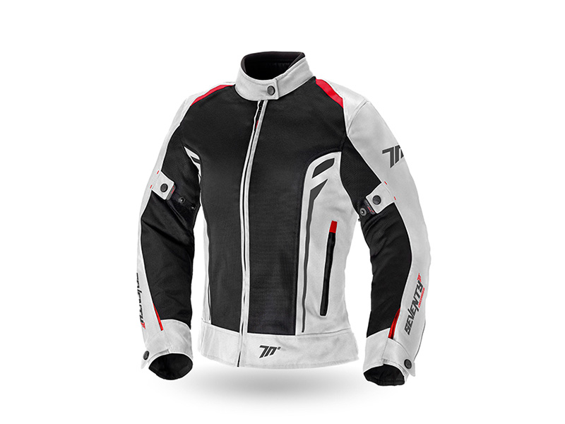 Seventy estrena color Ice en sus chaquetas veraniegas