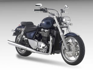 motoConsultas BertonBike: una Triumph Thunderbird 1600 de 2010 entra al taller con el testigo Fi encendido