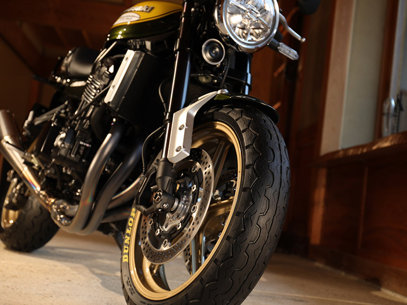 El TT100 GP Radial de Dunlop es su neumático retro más moderno
