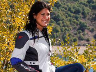 Seventy Degrees presenta su nueva chaqueta SD-JC59 para mujer