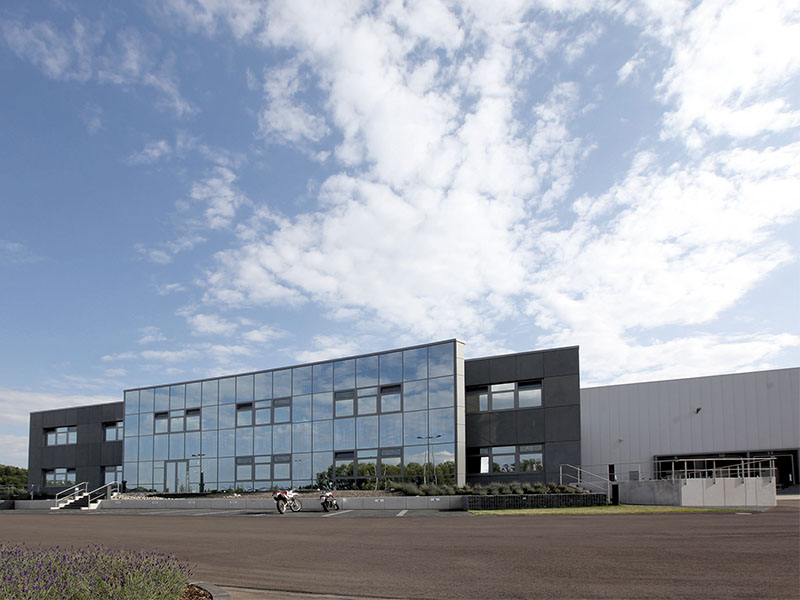 Acuerdo de distribución entre SW-Motech y Parts Europe
