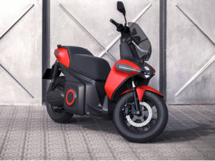 SEAT muestra su e-Scooter fabricada por Silence que comercializará en 2020 SEAT muestra su e-Scooter fabricada por Silence que comercializará en 2020