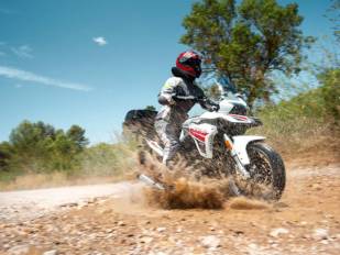 Benelli TRK 251: Tierra en los bolsillos Benelli TRK 251: Tierra en los bolsillos