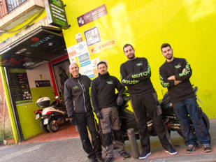 Moto House: Hogar motero Moto House: Hogar motero