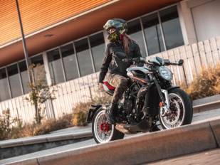 MV Agusta Dragster RR: Puro hedonismo